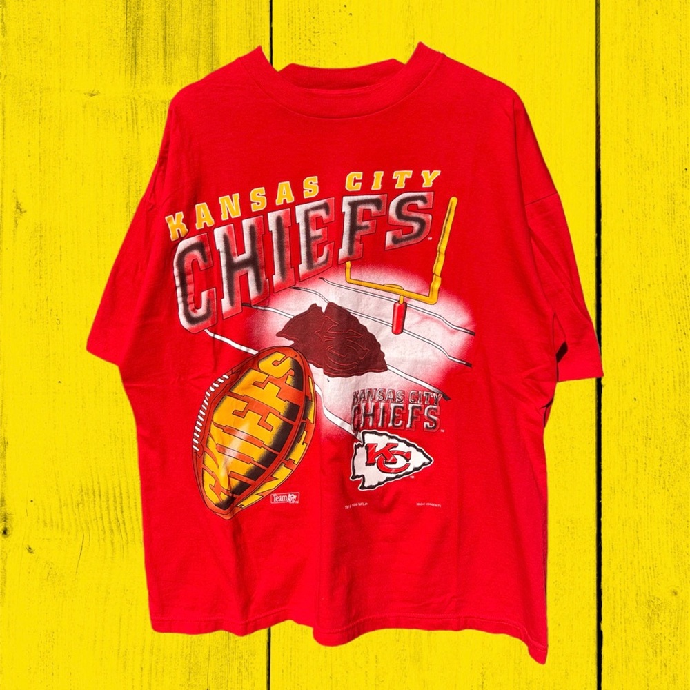 90s NFL Kansas City Chiefs graphic tee